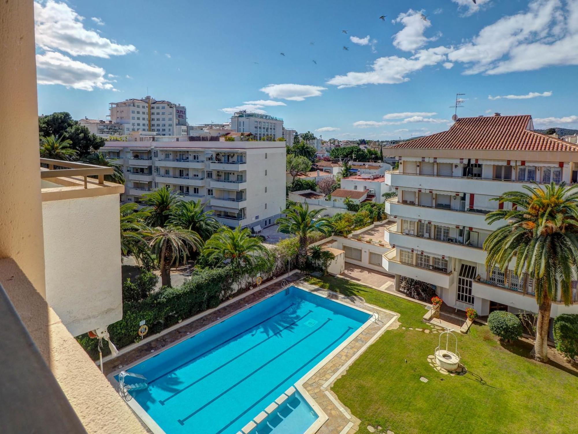 Clarimar Duplex By Hello Homes Sitges Bagian luar foto