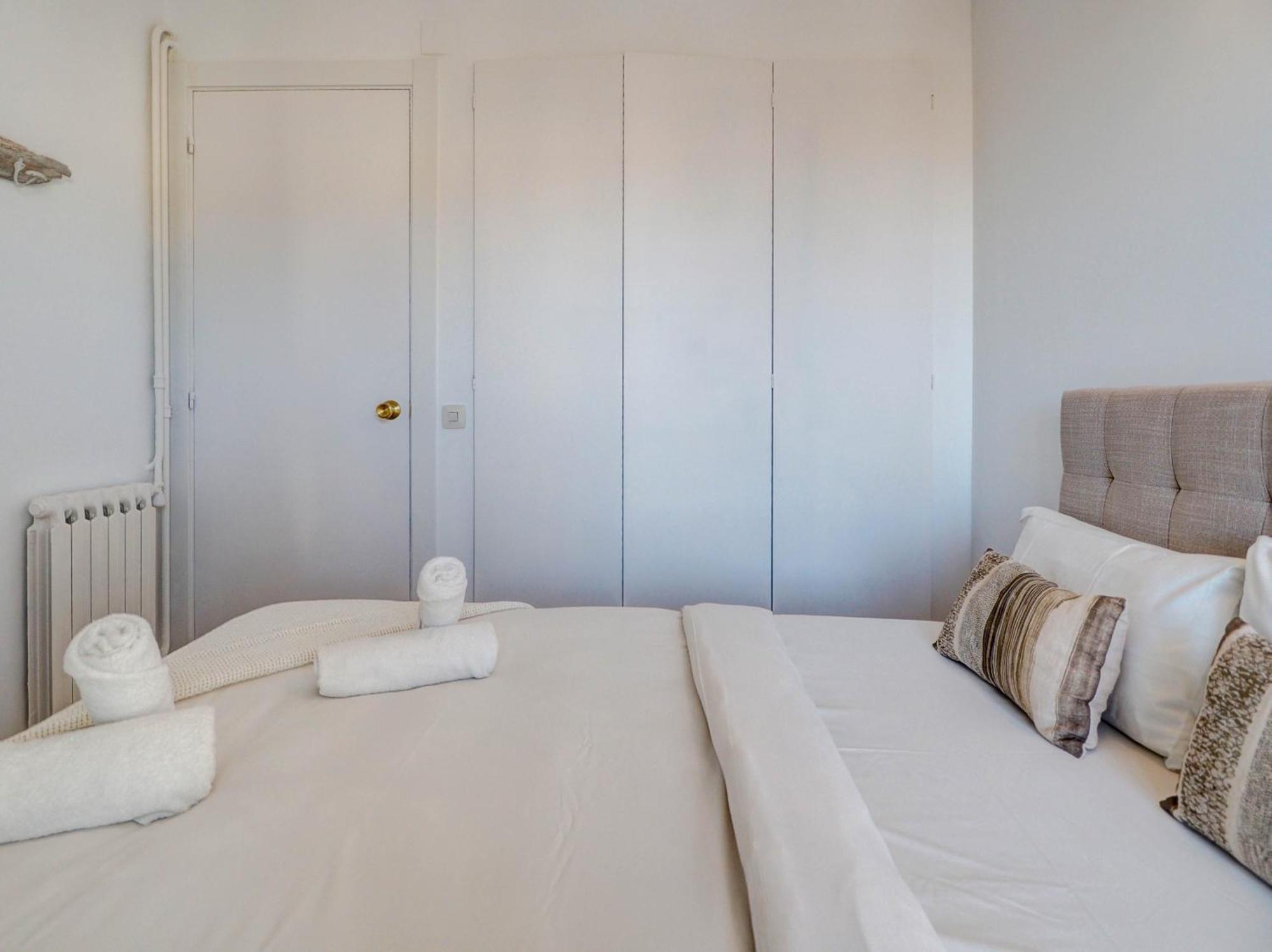 Clarimar Duplex By Hello Homes Sitges Bagian luar foto